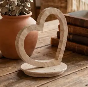 Cuore di Marmo H 20 in Travertino Romano